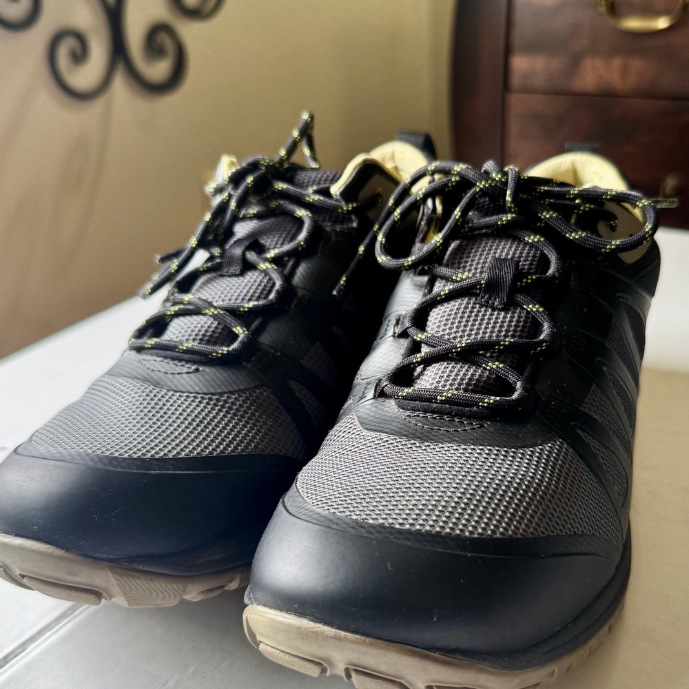 Dansko Paisley Waterproof Outdoor Sneakers Vibram Slip Resistant Black Grey 41